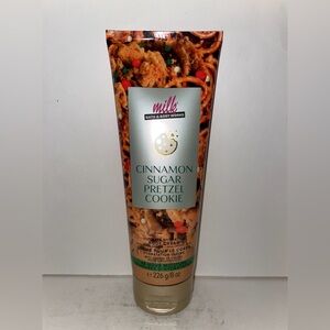 Bath & Body Works Milk Bar Cinnamon Sugar Pretzel Cookie Body Cream 8oz New